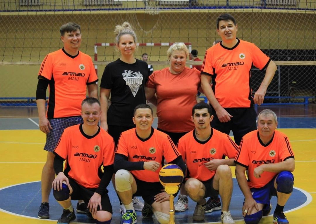 В АО «Алтайвагон» завершился заводской турнир по волейболу