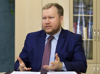 Председатель Алтайского крайсовпрофа Иван Панов о заработных платах и поручении Президента